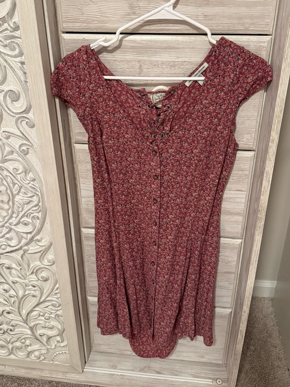 American Eagle Floral Lace-Up Back Button Front Dress - Mauve Ditsy Flowers